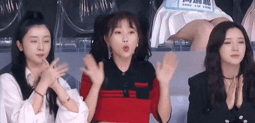 浪姐吃瓜求婚视频完整版,吃瓜视频完整版揭秘浪漫瞬间